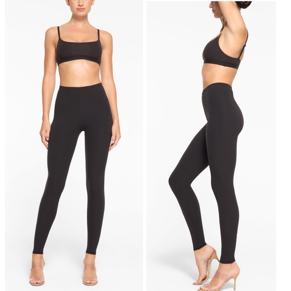 SKIMS Pants - SKIMS Fits Everybody Leggings Onyx Black Stretch Sculpting Size Medium NEW